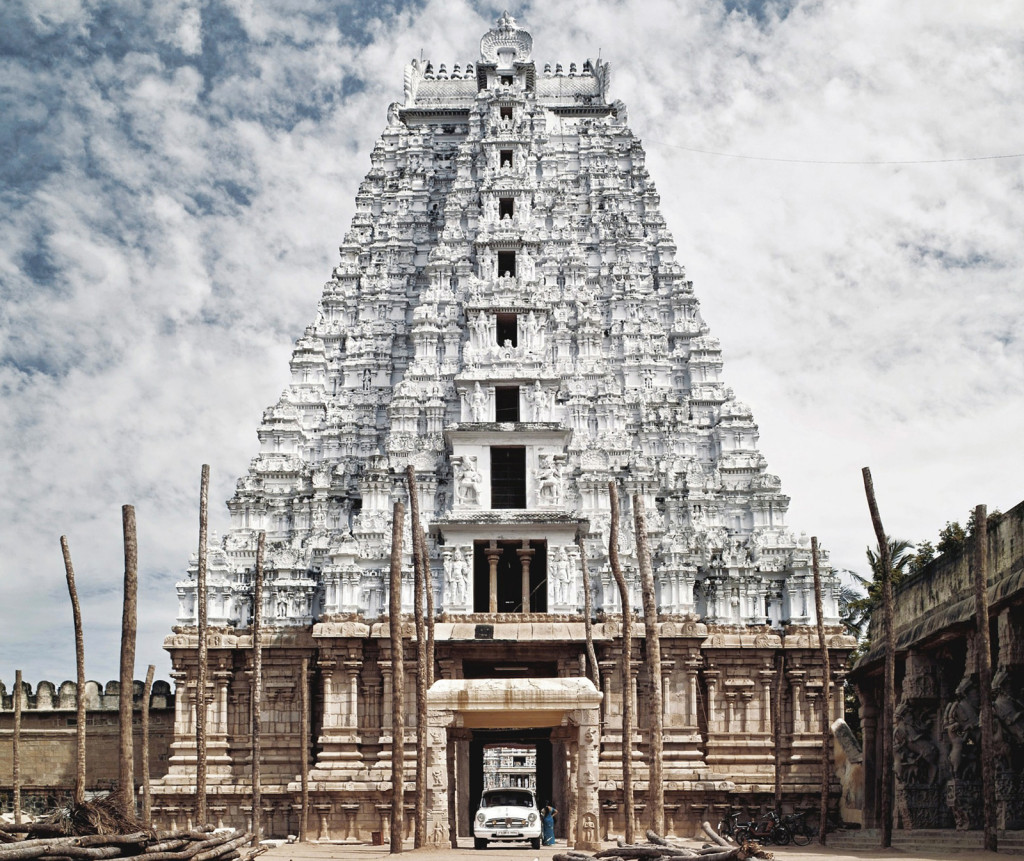 Vellai Gopuram in Srirangam temple