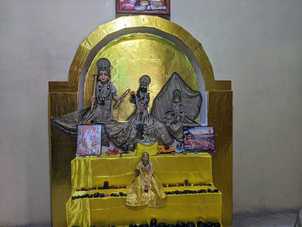 Suta Gaddi Altar