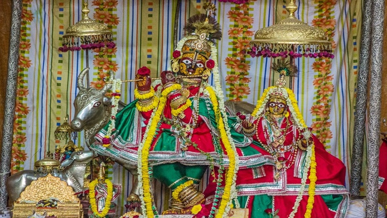 Govind Dev Ji Temple Jaipur Tirtha Yatra