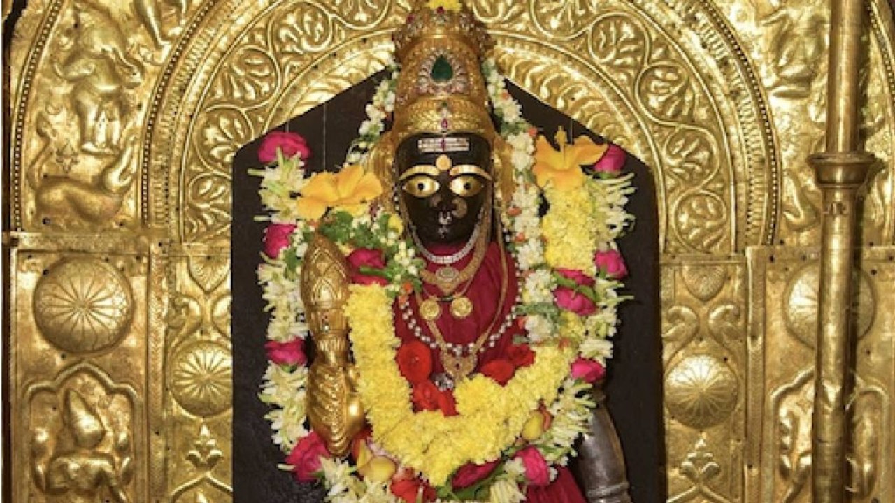 Sri Puruhutika Devi Temple, Pithapuram