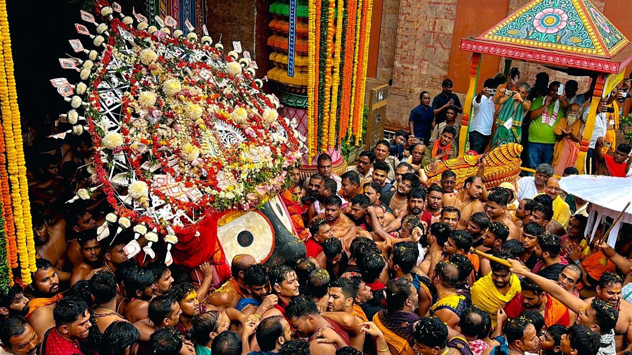 Jagannath Puri Rath Yatra Delayed by 10 Hours!