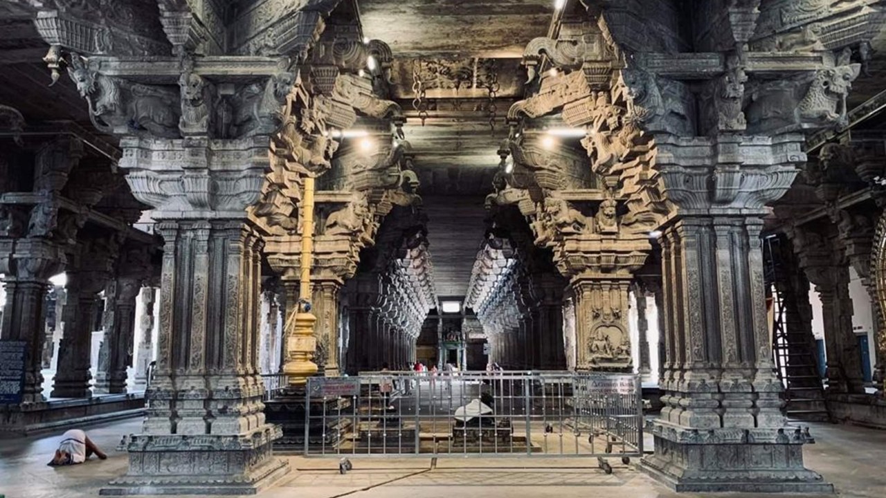 Arulmigu Jambukeswara Temple Thiruvanaikaval Tamil Nadu