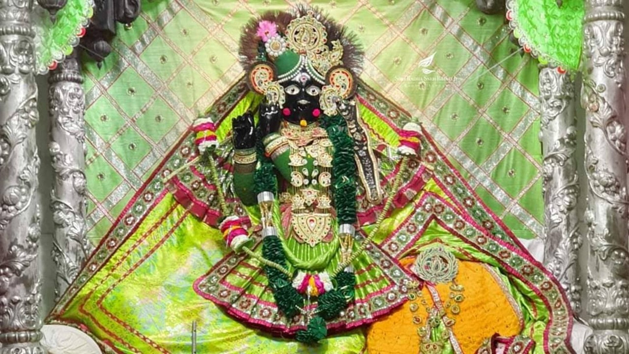 Unknown Facts of Bankey Bihari Temple